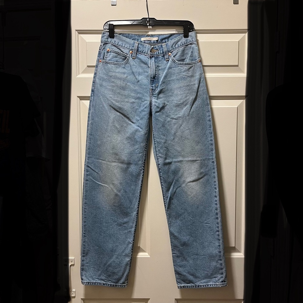 Levi’s ‘94 Baggy Jeans in light wash - size 27